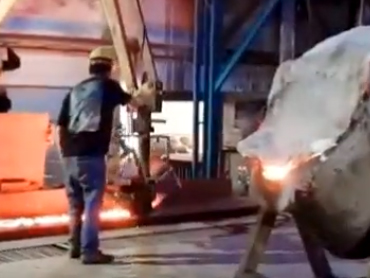 ফ্যাব্রিক শিল্পের জন্য প্রযোজ্য ফ্যাব্রিকের সামনে মাল্টি-ফাংশন লোডিং ম্যানুয়ালার