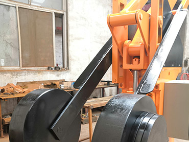 সাহায্যযোগ্য যান্ত্রিক হাত বহন করার সুবিধাগুলি কি?